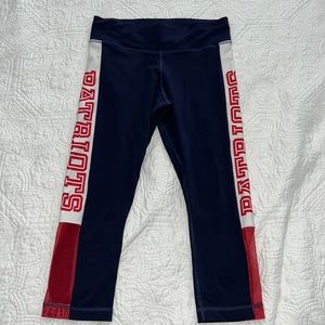 Cropped patriots leggings